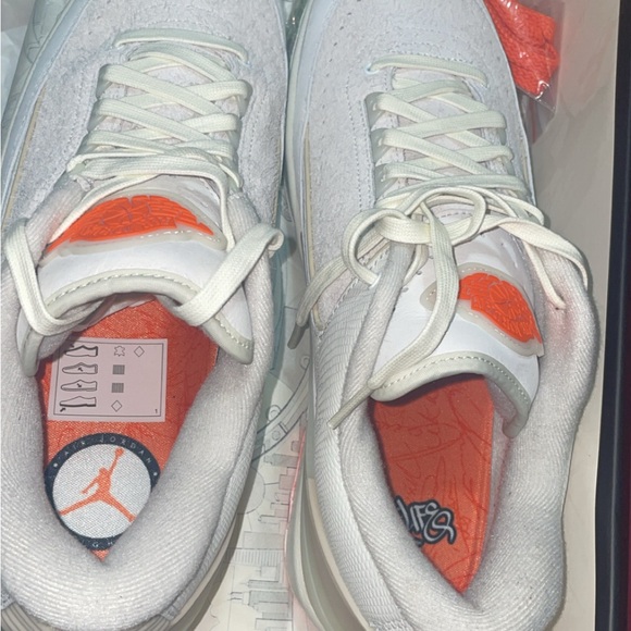 Air Jordan 2 - Picture 3 of 5